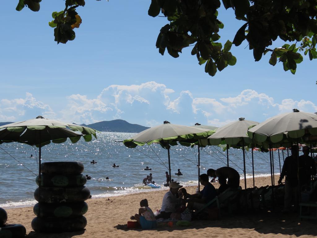Jomtien Plaza Suite Apartments Praia de Jomtien Quarto foto