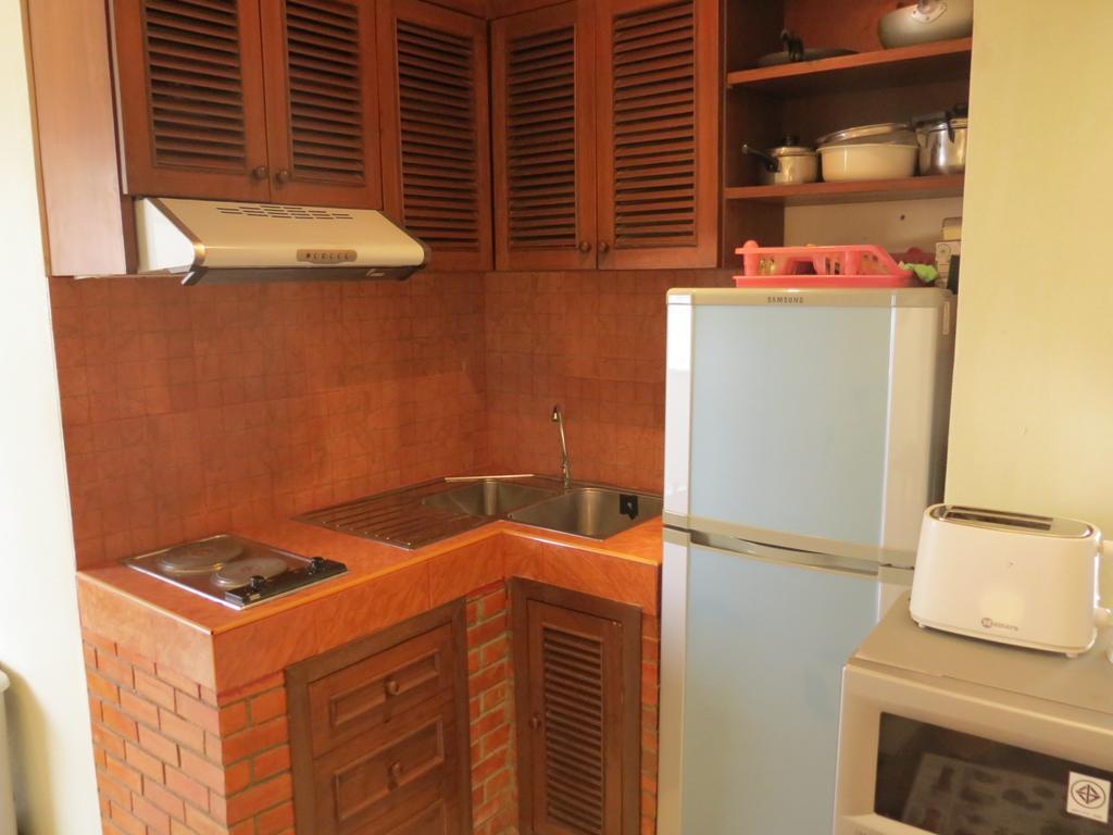 Jomtien Plaza Suite Apartments Praia de Jomtien Quarto foto