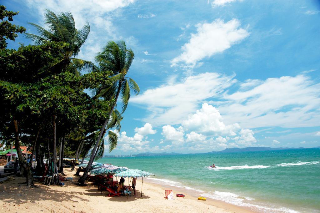 Jomtien Plaza Suite Apartments Praia de Jomtien Exterior foto